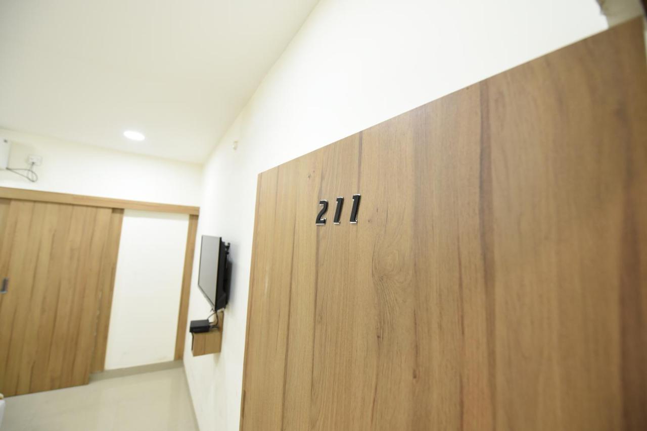 Hotel Mayur Gorakhpur Εξωτερικό φωτογραφία