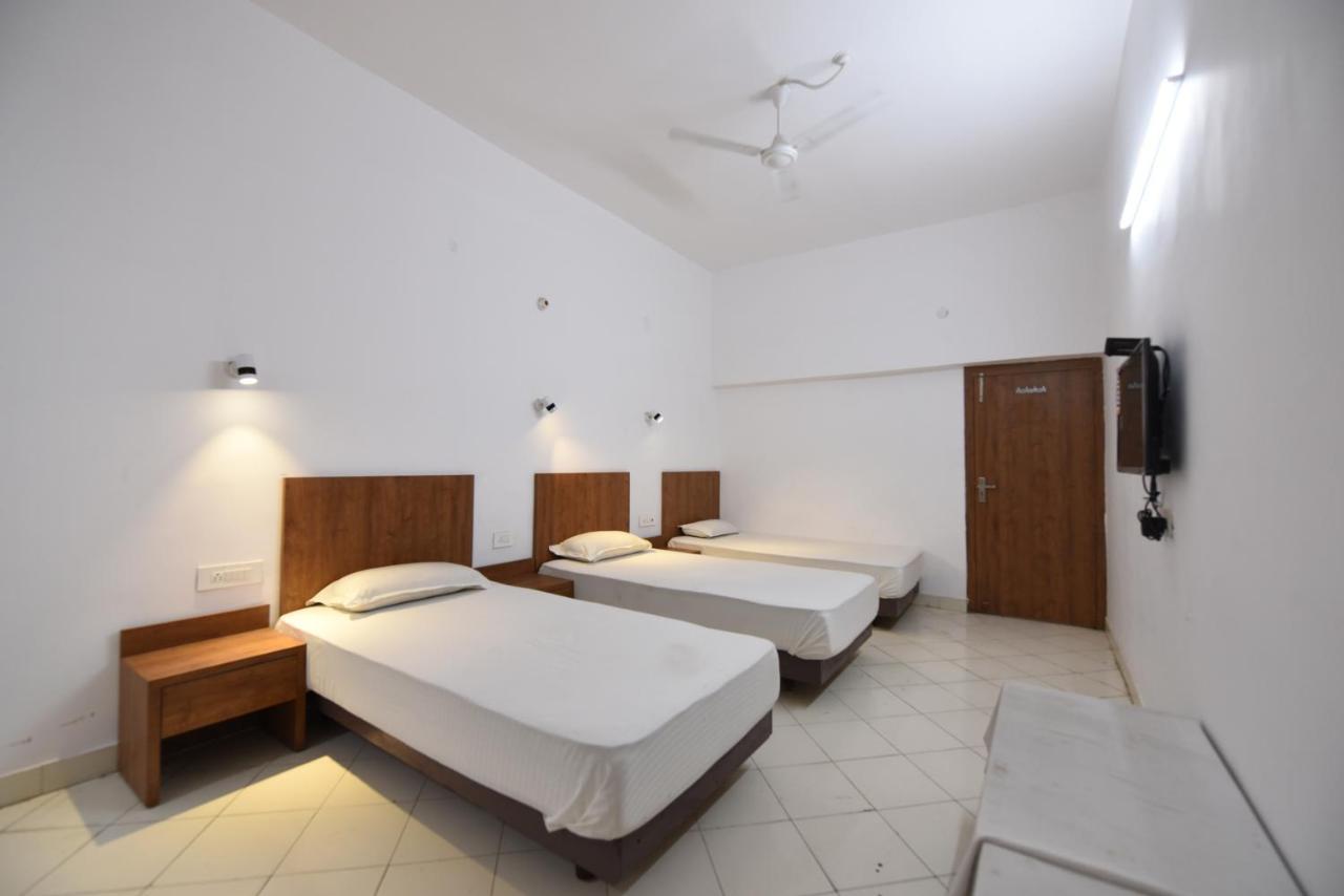 Hotel Mayur Gorakhpur Εξωτερικό φωτογραφία